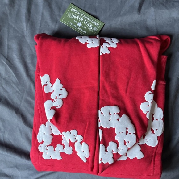 Denim Tears Men's Red Sweater - Picture 1 of 8